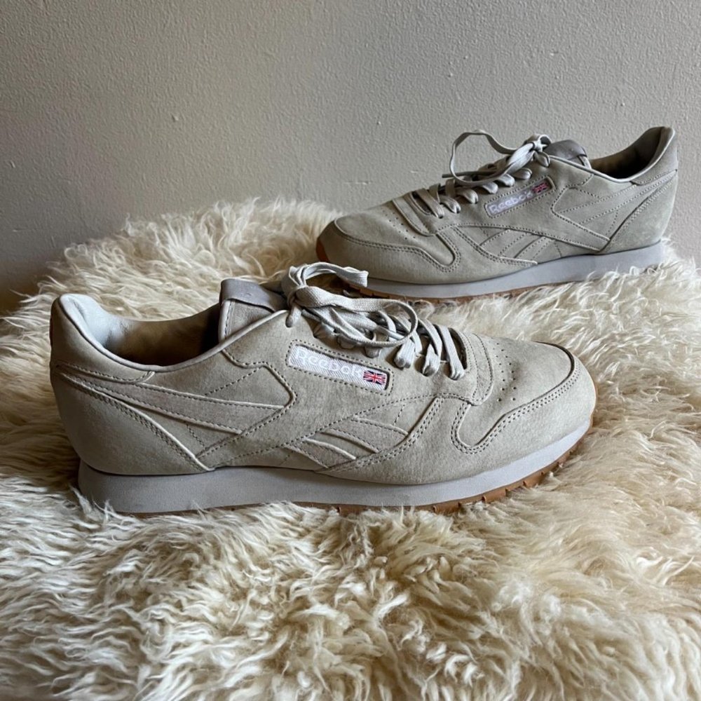 Kendrick Lamar Reebok Classic TDE "Neutral" 2016 Men Grey Beige White Suede Shoe